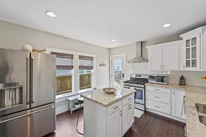 2917 Avenue Q, Galveston, TX 77550 - Photo 19