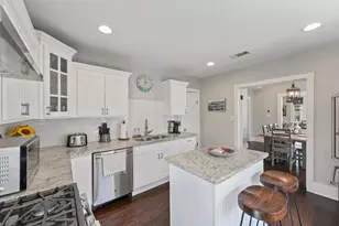 2917 Avenue Q, Galveston, TX 77550 - Photo 7