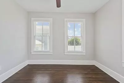 2917 Avenue Q, Galveston, TX 77550 - Photo 25