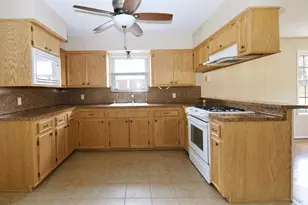 111 Azalea, Sugar Land, TX 77478 - Photo 7