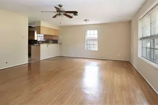 111 Azalea, Sugar Land, TX 77478 - Photo 3