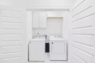 2711 Clinton Dr, Houston, TX 77020 - Photo 33