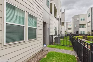 2711 Clinton Dr, Houston, TX 77020 - Photo 35