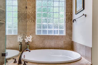 34 Ginger Bay Place, The Woodlands, TX 77382 - Photo 17