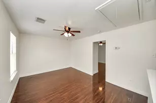 6723 Stonecross Creek Ln, Katy, TX 77449 - Photo 33