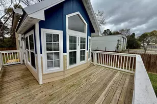 3008 Calhoun St, Bacliff, TX 77518 - Photo 3