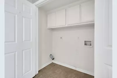 135 Binnacle Court #B, Willis, TX 77318 - Photo 11