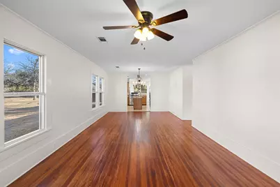 1117 S Madison Street, La Grange, TX 78945 - Photo 5