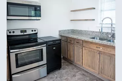 605 Orangewood Drive #B, Conroe, TX 77302 - Photo 11