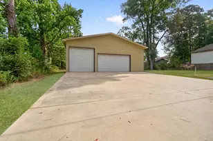 155 Cherry Tree, Livingston, TX 77351 - Photo 23