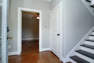 2911 Blodgett St, Houston, TX 77004 - Photo 11