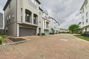 11025 Sherwood Grv, Houston, TX 77043 - Photo 39