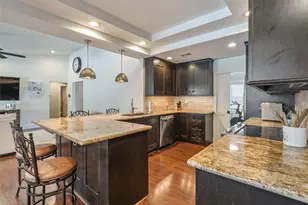 8710 Burkhart Rd, Houston, TX 77055 - Photo 31