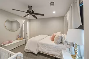 8710 Burkhart Rd, Houston, TX 77055 - Photo 37