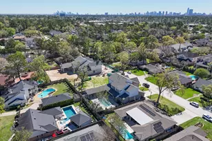 8710 Burkhart Rd, Houston, TX 77055 - Photo 47