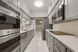 2400 N Braeswood Blvd, Houston, TX 77030 - Photo 17
