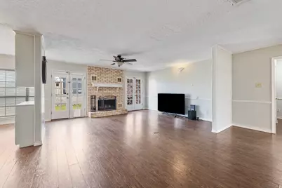 3917 Hilltop Drive, Bryan, TX 77801 - Photo 3