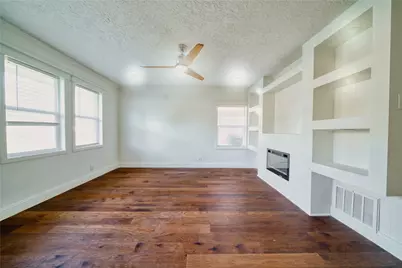 4913 W 43rd Street, Houston, TX 77092 - Photo 5