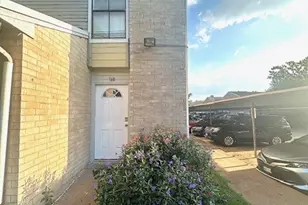 11000 Kinghurst Dr, Houston, TX 77099 - Photo 1