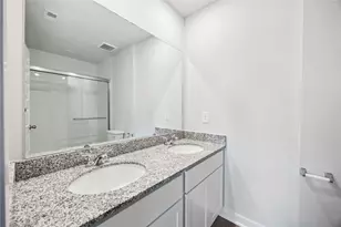 805 Clear Vly Ln, Dayton, TX 77535 - Photo 19