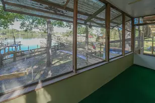 96 N Lakeside Dr, Huntsville, TX 77320 - Photo 7