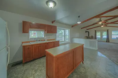 96 N Lakeside Drive, Huntsville, TX 77320 - Photo 13