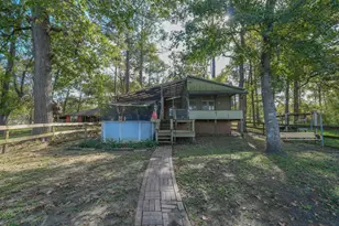 96 N Lakeside Dr, Huntsville, TX 77320 - Photo 25