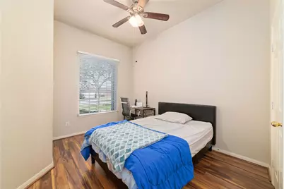 14235 Hidden Meadow Dr Drive, Sugar Land, TX 77498 - Photo 11