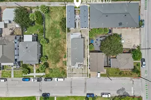 1910 Ave O 1/2, Galveston, TX 77550 - Photo 37