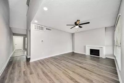 781 Country Place Drive #2003, Houston, TX 77079 - Photo 21