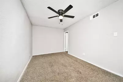 781 Country Place Drive #2003, Houston, TX 77079 - Photo 7