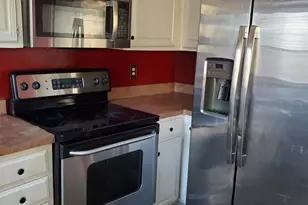 9339 Westwood Village Dr, Houston, TX 77036 - Photo 7