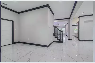 14414 Castle Cove Lane, Houston, TX 77044 - Photo 9