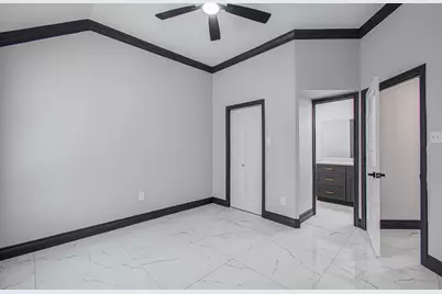 14414 Castle Cove Lane, Houston, TX 77044 - Photo 37