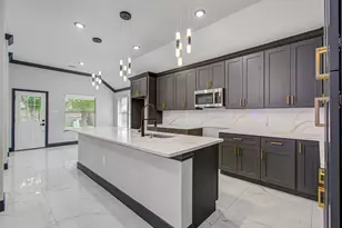 14414 Castle Cove Ln, Houston, TX 77044 - Photo 13
