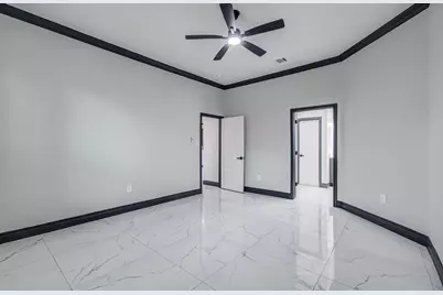 14414 Castle Cove Lane, Houston, TX 77044 - Photo 27