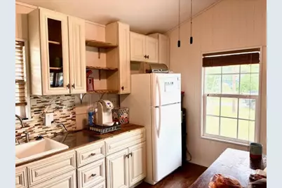 124 Fourth Ave, Onalaska, TX 77360 - Photo 13