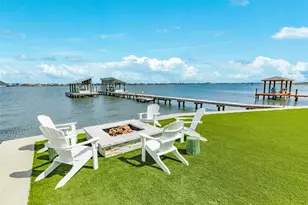 9680 Airways Ln, Galveston, TX 77554 - Photo 9