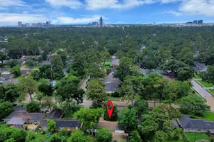 10318 Knoboak Dr, Houston, TX 77043 - Photo 3