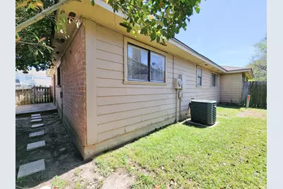 10059 Emerald Creek Drive, Houston, TX 77070 - Photo 37