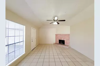10059 Emerald Creek Drive, Houston, TX 77070 - Photo 5