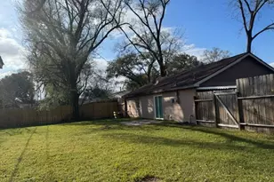 119 Anna St, Tomball, TX 77375 - Photo 1