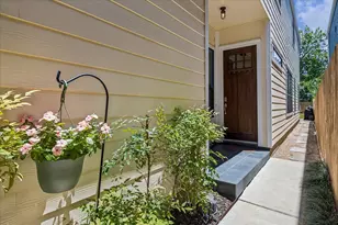832B W 26th St, Houston, TX 77008 - Photo 21