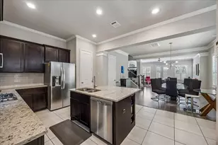 832B W 26th St, Houston, TX 77008 - Photo 5