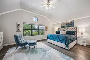 832B W 26th St, Houston, TX 77008 - Photo 3