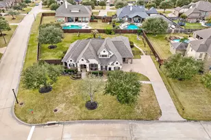 17703 Fairhaven Lake Dr, Cypress, TX 77433 - Photo 5