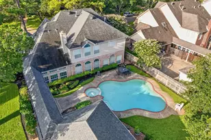 19602 Laurel Park Ln, Houston, TX 77094 - Photo 3
