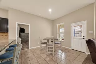 106 Bogey Cir, La Porte, TX 77571 - Photo 11