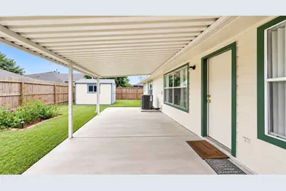 11014 Malden Drive, Houston, TX 77075 - Photo 19