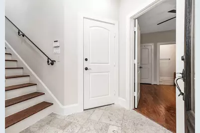 1112 Peveto Street #C, Houston, TX 77019 - Photo 15